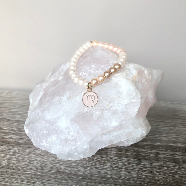Golden pearl colour glass bead 6mm bracelet with zodiac charm...Bracelet perles de verre dorées perlées 6mm breloque signe astrologique