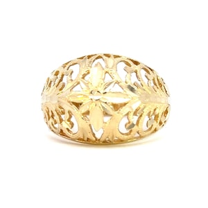 Big Gold Dome Filigree Fashion Ring  - estate jewelry - Gold Band
