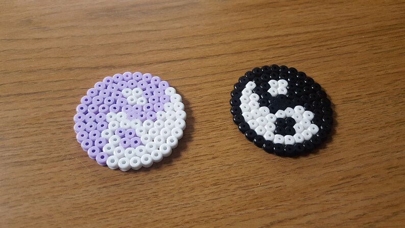 Magnet keychain badge phone charm 8bit rainbow pride Yin Yang pixel art