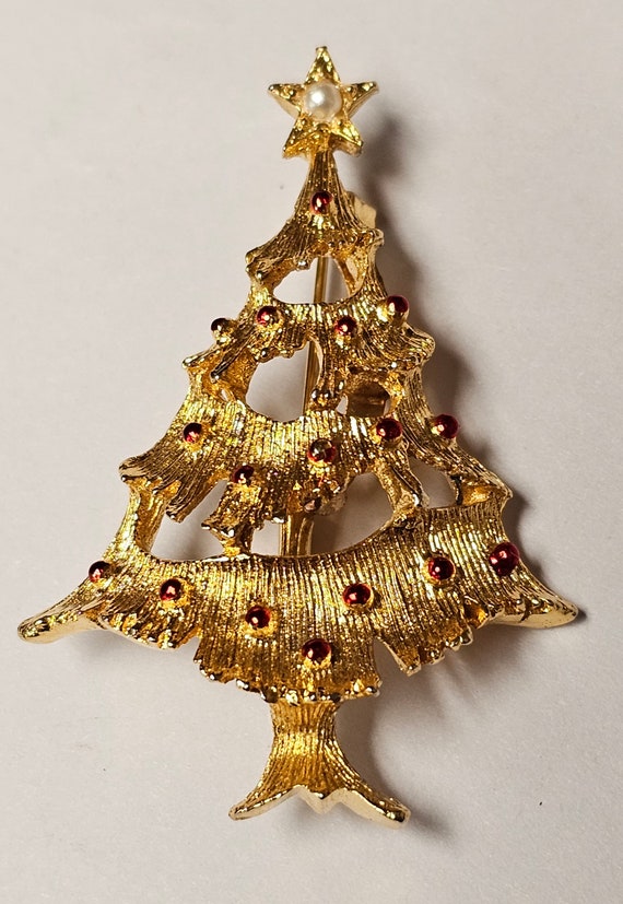 Vintage Gerry's Goldtone Christmas Tree Pin/Brooch - image 1