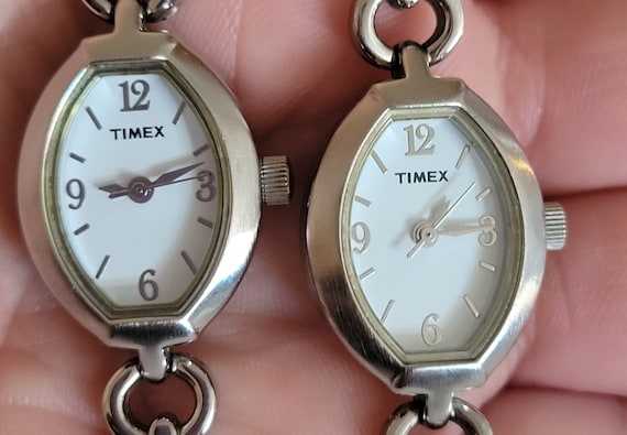 Vintage Timex Ladies Watches 2 sold together - image 2