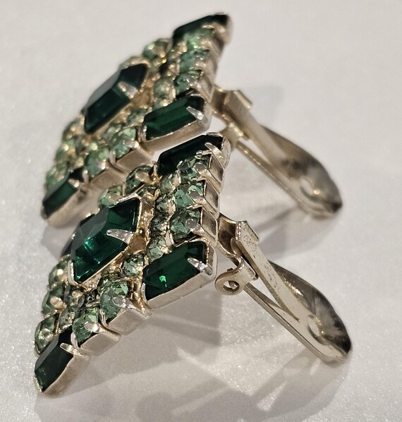 Vintage Emerald Green Rectangular Rhinestone Clip… - image 9