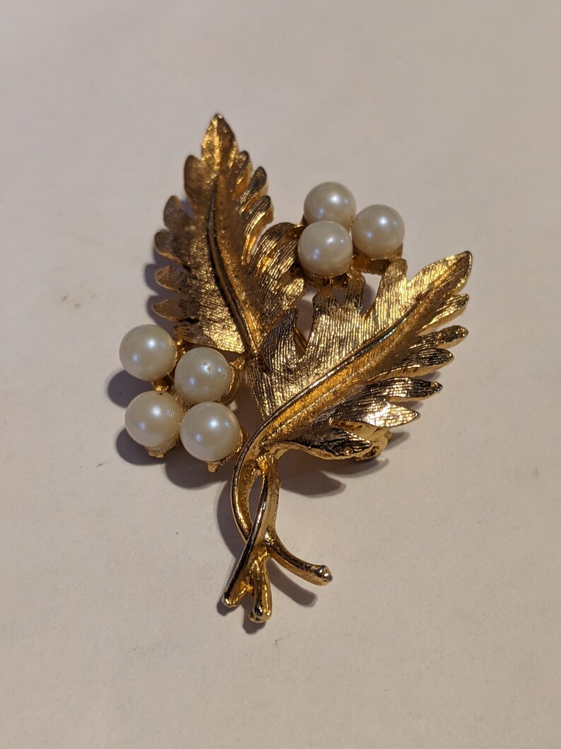 Vintage Dubarry Fifth Ave Faux Pearl Gold Tone Leaf Brooch Etsy