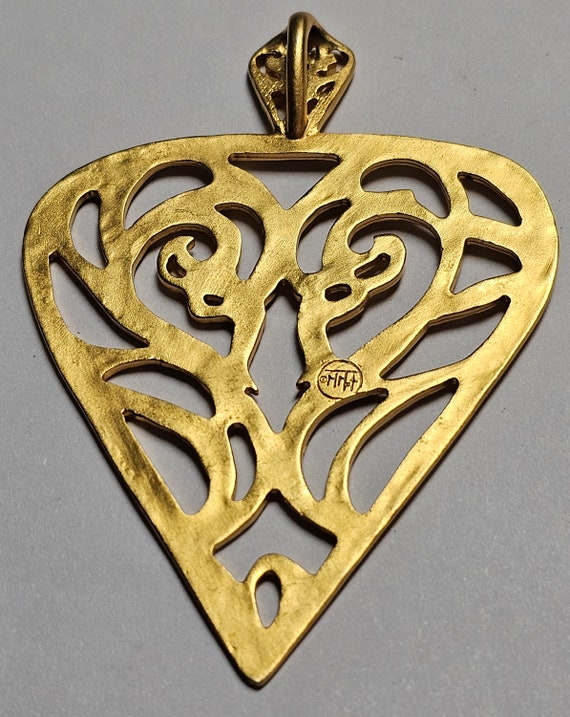 Large Goldtone Mary McFadden Pendant