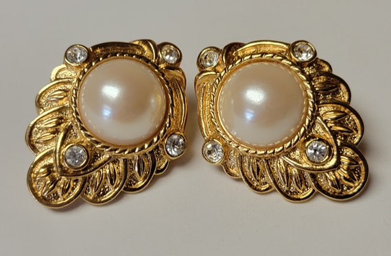 KJL for AVON Faux Pearl and Clear Rinestone Earri… - image 7