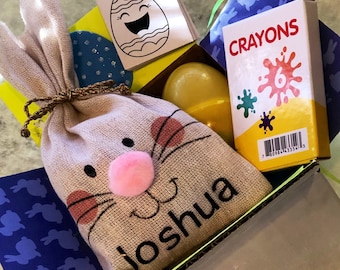Mini pacchetto di assistenza pasquale con sacchetto personalizzato per coniglietto pasquale riempito di caramelle l Mini cestino di Pasqua l Cesto di Pasqua pieno l Pacchetto di assistenza per il college