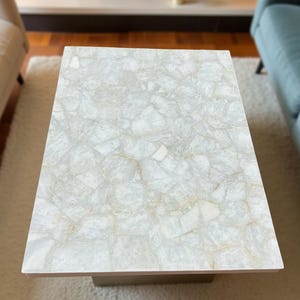 Quartz Countertop Coffee Table | Crystal Quartz Kitchen Island | Backlit Stone Slab Dining Table | Luxury Bar Countertop Decor