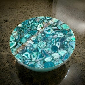 Handmade Green Agate Stone Coffee Table Top: Luxury Mosaic Quartz Slab