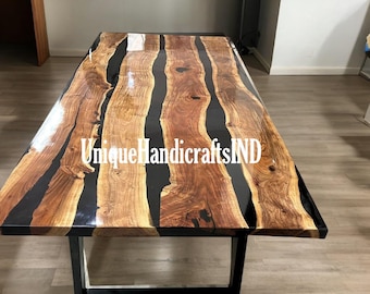Eettafel acaciahout zwarte epoxy: handgemaakt tafelblad van hars