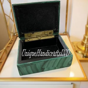 Schmuckschatulle aus Malachit-grünem Marmor - Handgefertigte Stein-Aufbewahrungsbox, dekoratives Akzentgeschenk für sie, hergestellt in Indien