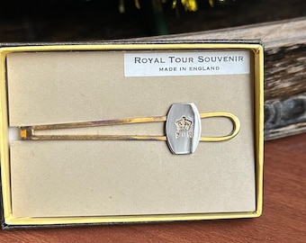 ER - 1953  Her Majesty the Queen Elizabeth Coronation - Tie Bar- Mens Gift - Collectable Vintage Gold Plated Tie Bar with Silver ER