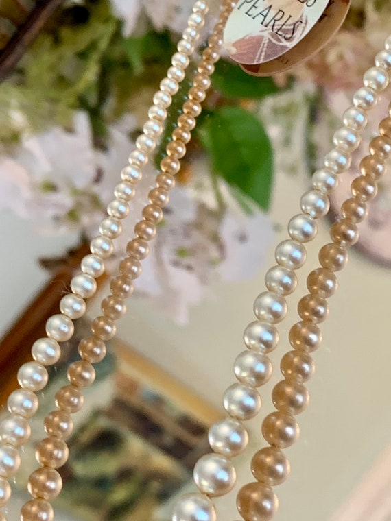 Re Strung Girls Pearls - Vintage Graduated Pearls… - image 5