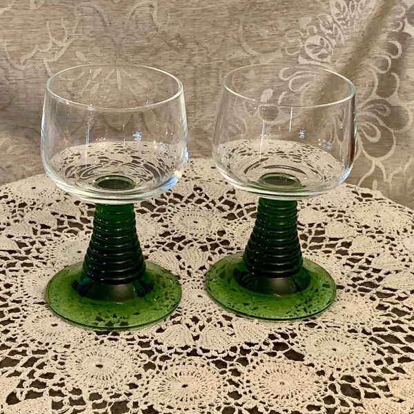 1970's Retro France Green Spiral Stemmed Alsace Glasses - Hock Glasses - Sold in Pairs - Selling in Pairs - Please Choose Amount