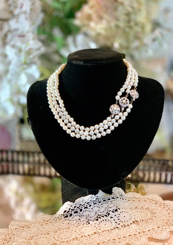 Triple Layered Pearls Necklace - signature collection jewelry - 1446410