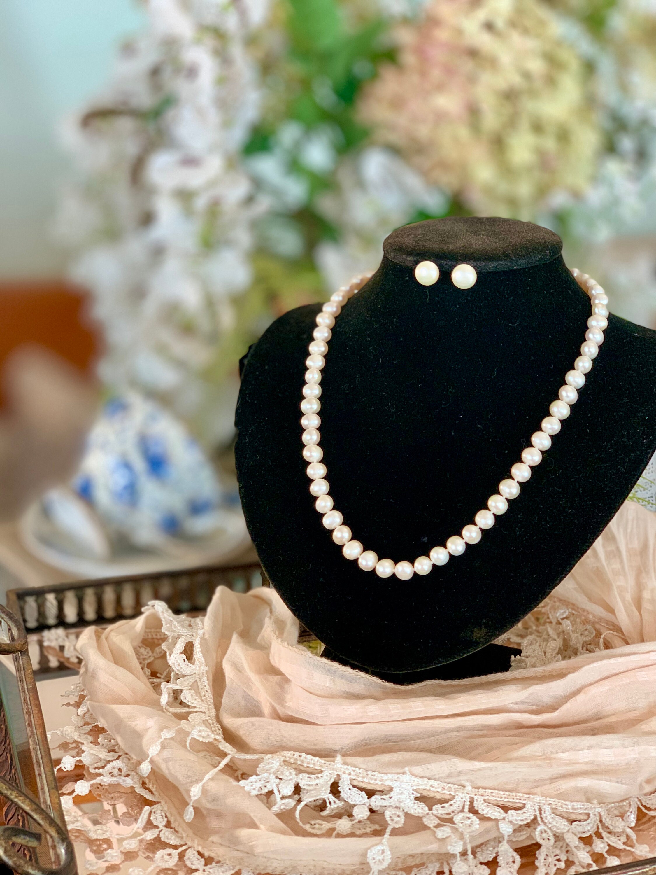 Ivory Pearl Necklace and Matching 