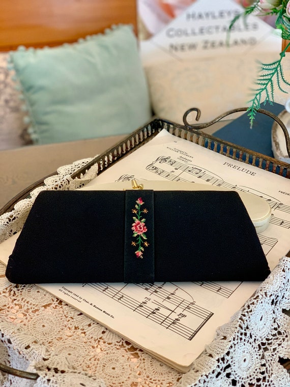 Vintage style clutch purse clearance