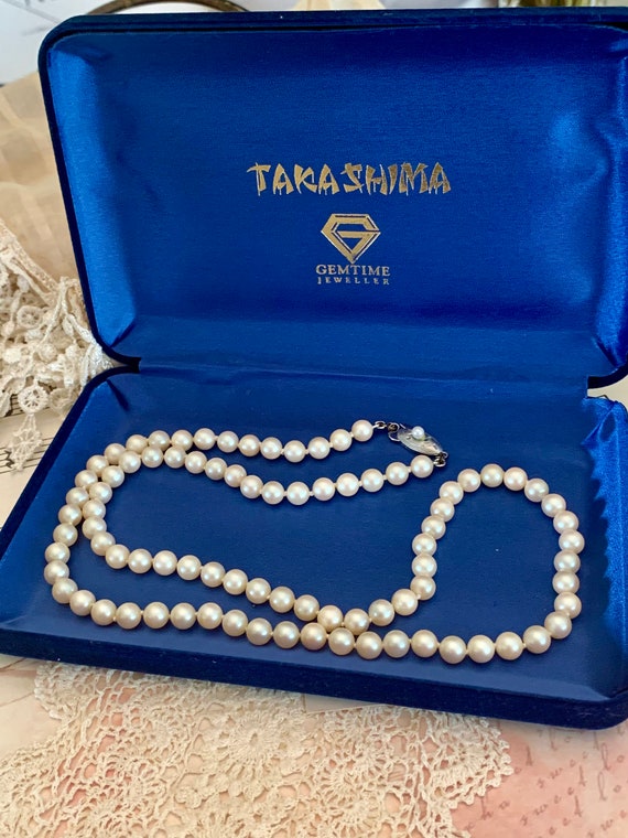 TakaShima Shell Base Pearls - Boxed Set - Like NE… - image 6