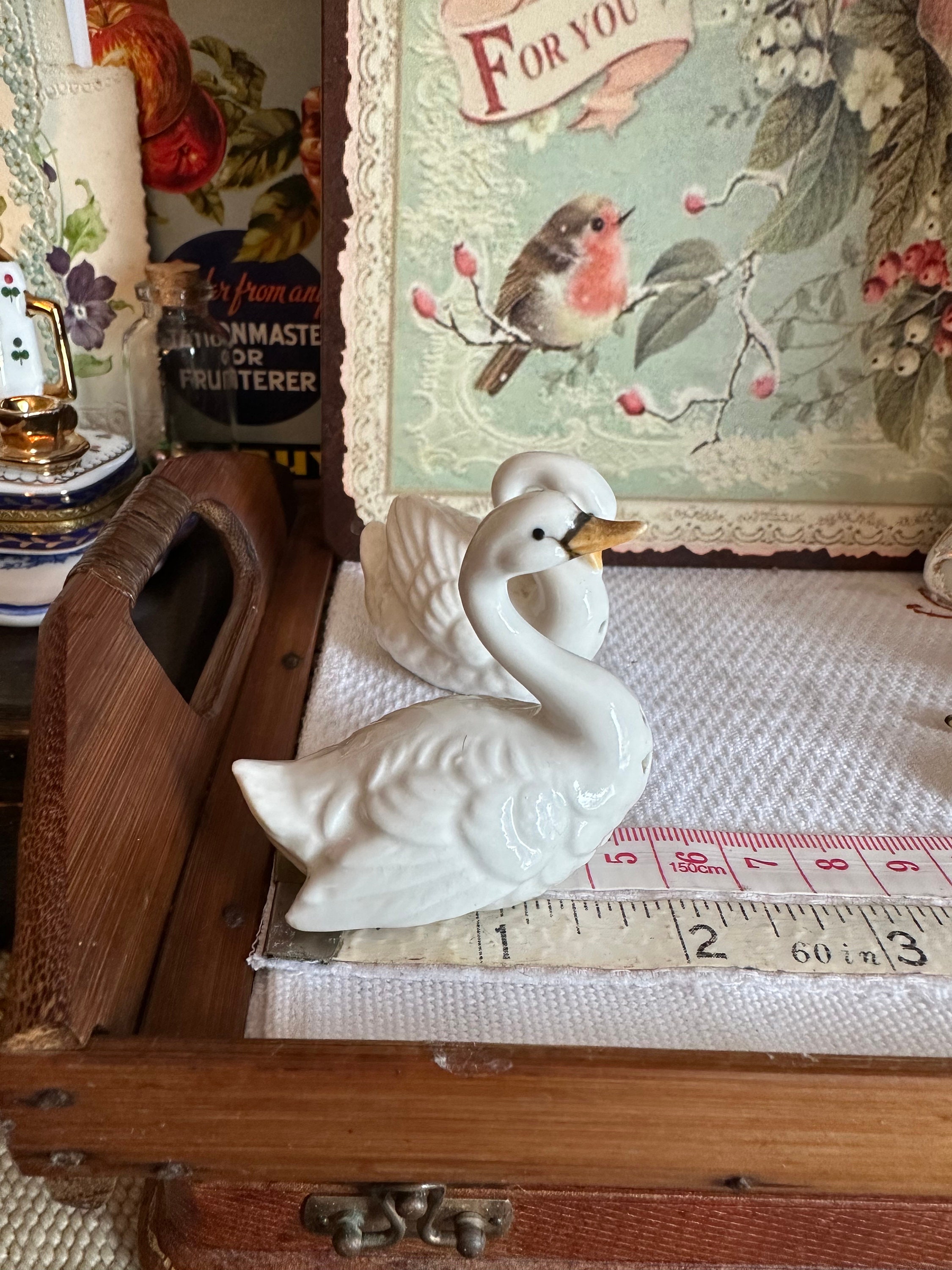 白鳥の置物（アンティーク品） 71ixEi0kPQL._UF350,350_QL50_.jpg
