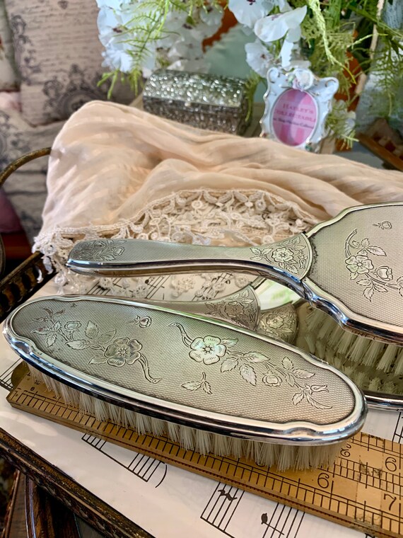 Vintage 2024 dresser set