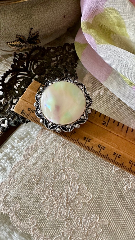 Vintage Mother of Pearl Scarf Clip - Round Ornate… - image 6
