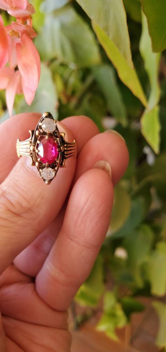 Lovely antique 10k gold ruby and white topaz ring