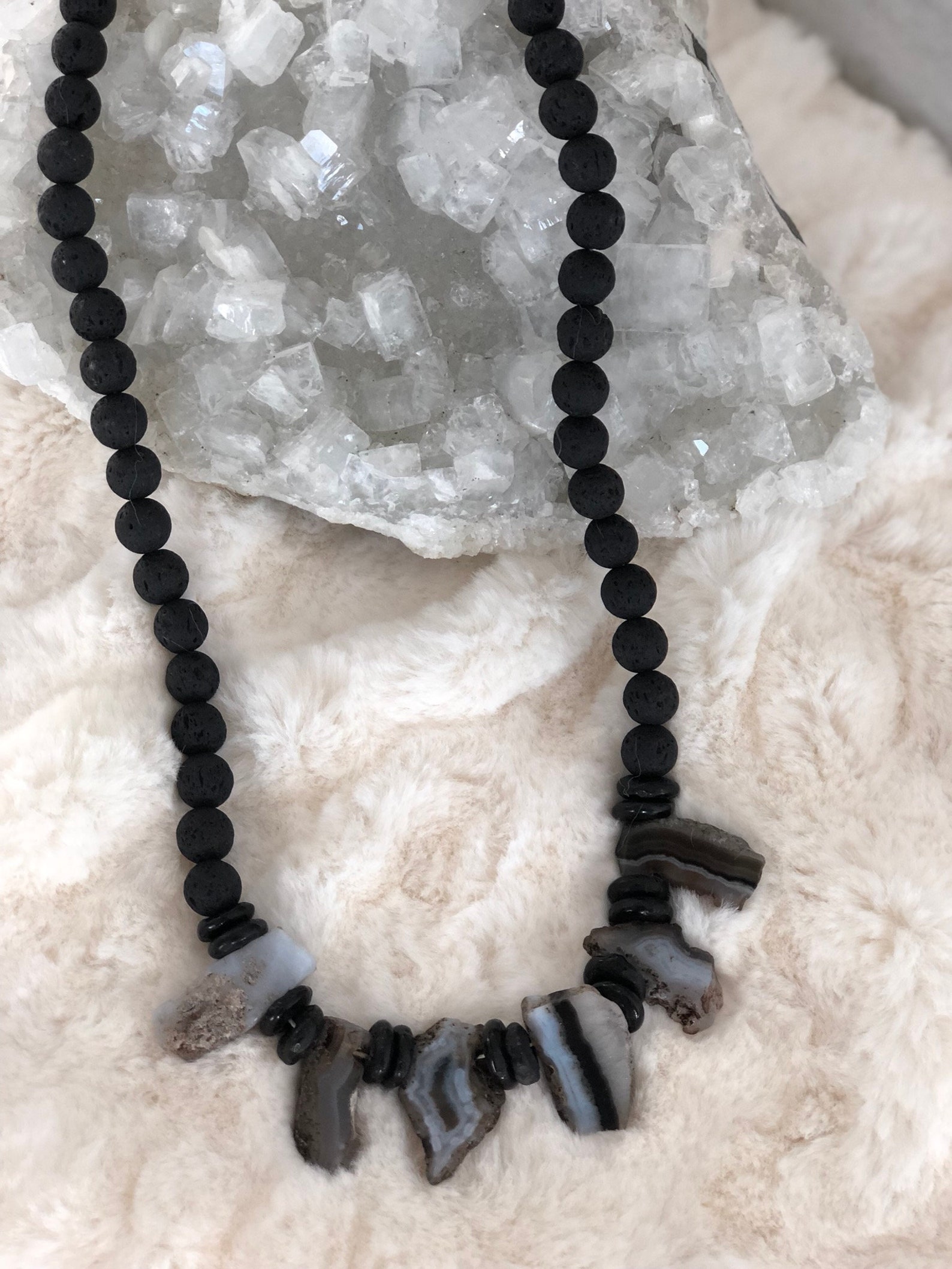 black lace agate stone