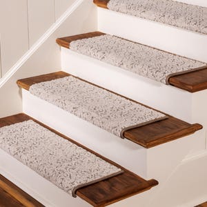Light Impressions Carpet Stair Treads