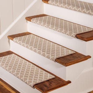 Springer&#39;s Point Carpet Stair Treads
