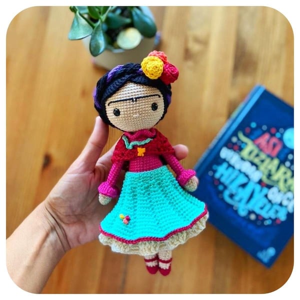 Mon modèle de poupée Frida au crochet, modèle de poupée Amigurumi, modèle de poupée au crochet, PDF en anglais