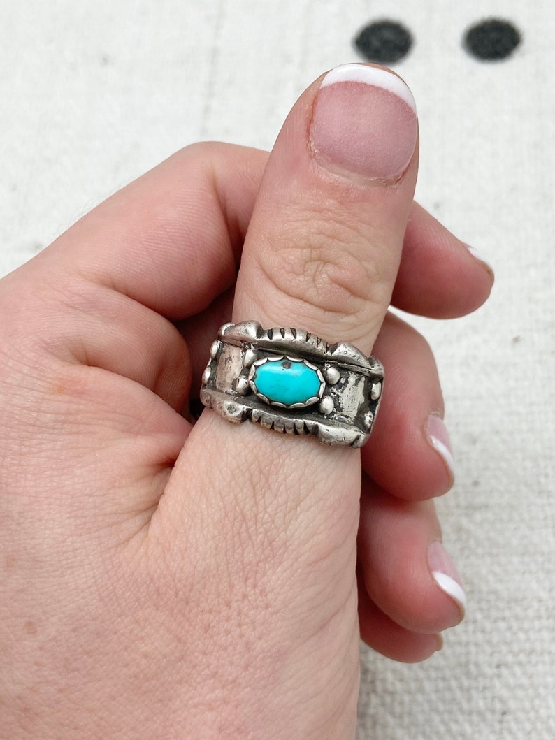 Size 9 ~ Vintage Native American Navajo Sterling Silver /& Turquoise Old Pawn Band Band #3377