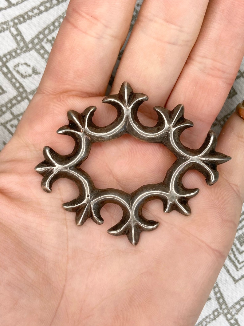 Vintage Native American Sterling Silver Sandcast Pin #746