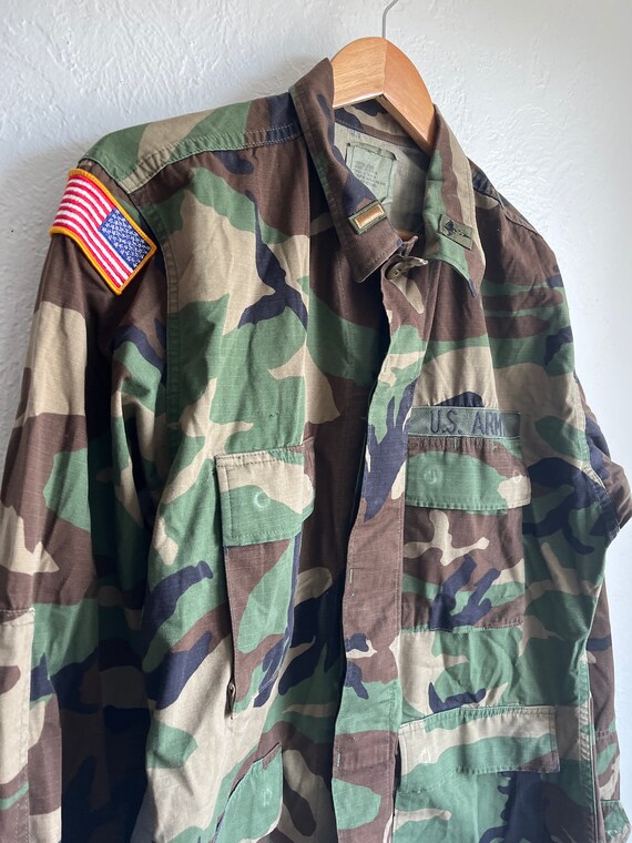 Vintage US Army camouflage field coat - image 3