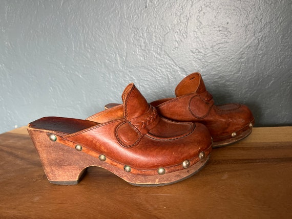 Vintage studded leather and wood mules made in It… - image 3