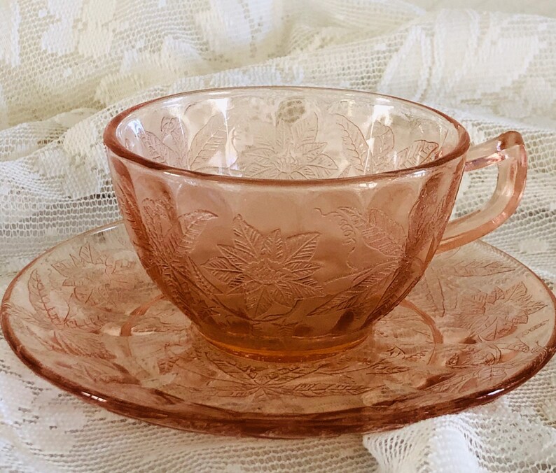 Glass Co, Depression Glass, Floral Poinsettia Pattern in Deep
