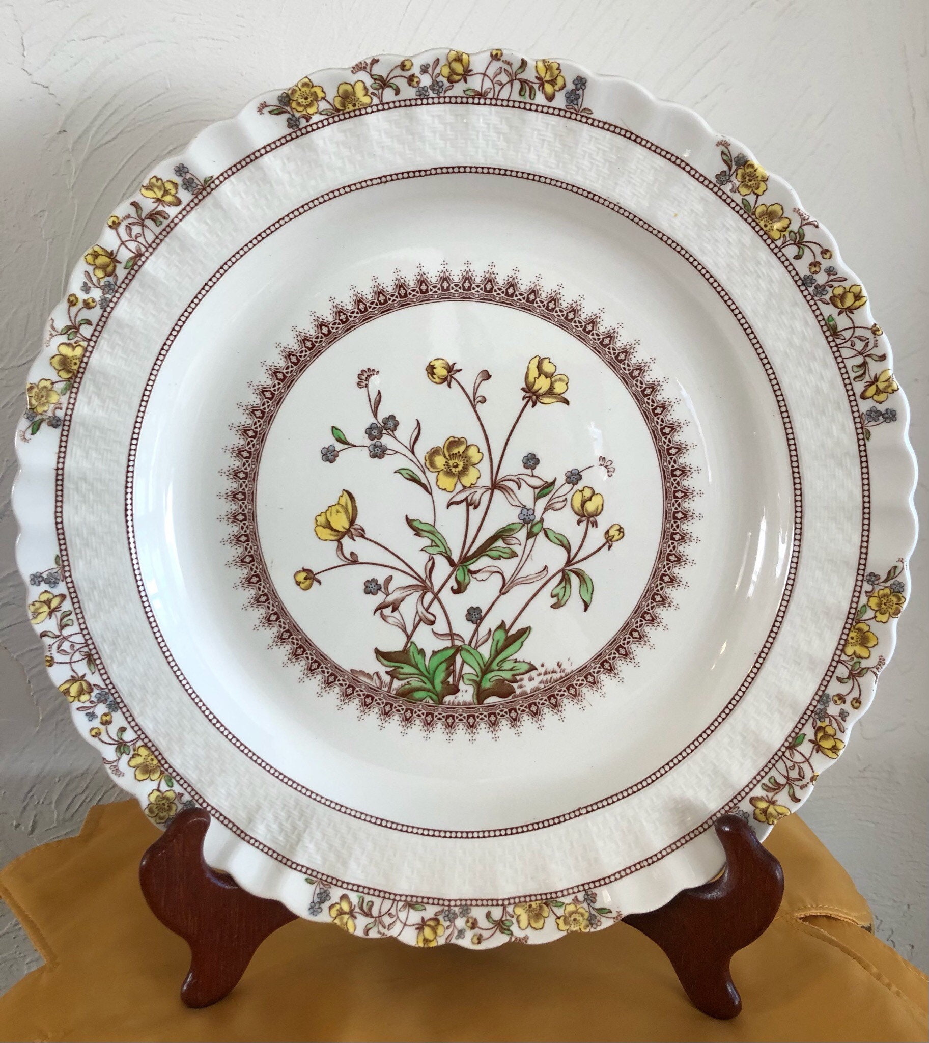 Spode copeland Spode, Buttercup Pattern, Large Round Platter 12 7 