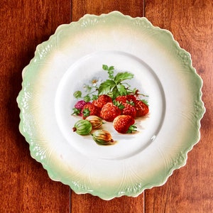 Antique Raspberry Motif Ceramic Dinner Plate Iridescent Green Border Chester Pottery C.P. Co Dixie Vintage Plate Dish Raspberry Fruit Motif
