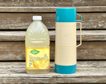 Vintage Aladdin Turquoise & Tan Dura-Clad Thermos Vacuum Bottle 32 oz #2650 E Retro Turquoise Thermos Retro Picnic Tailgating Thermos USA