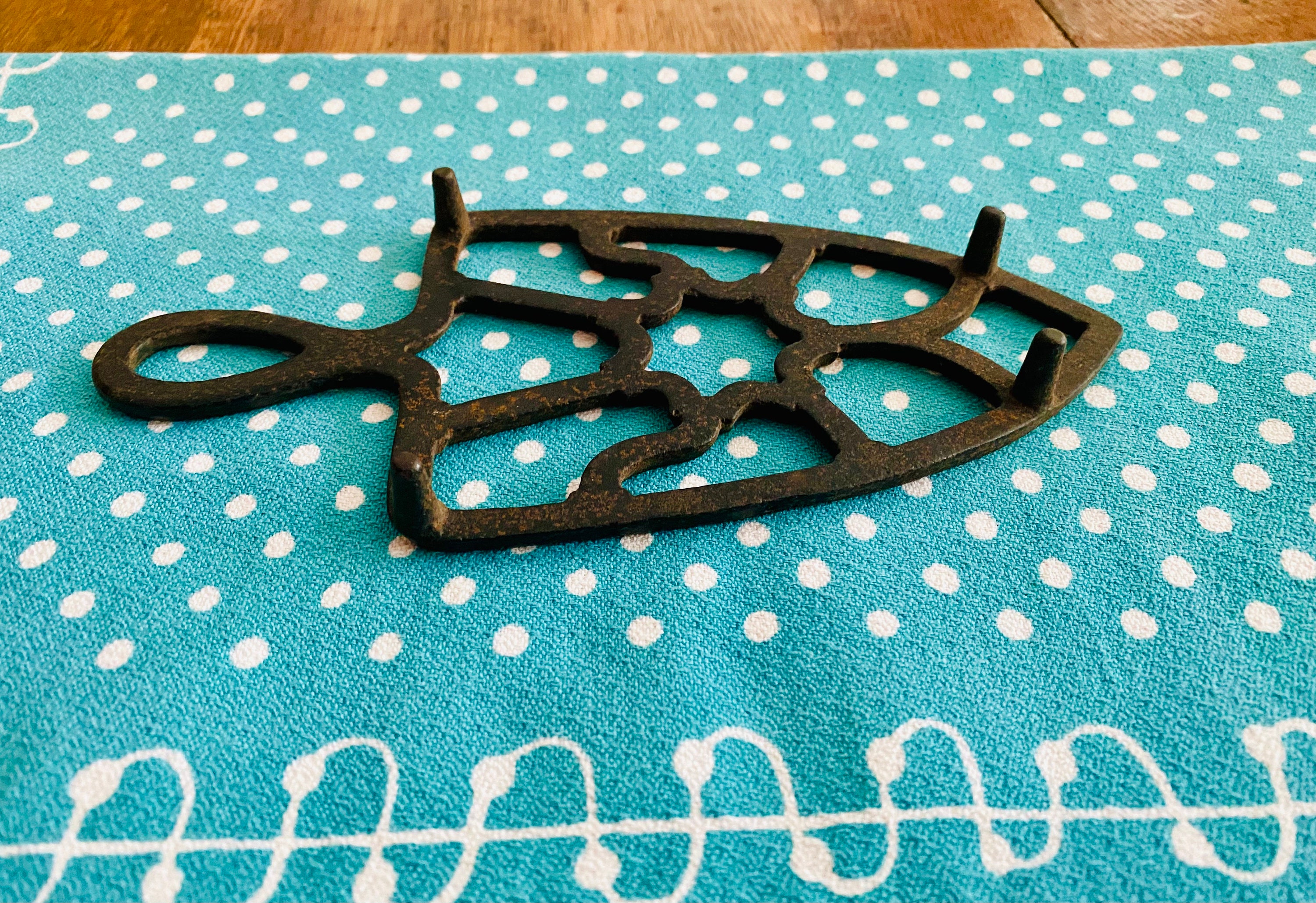Vintage Black Cast Iron Kitchen Trivet Sunburst Starburst Etsy