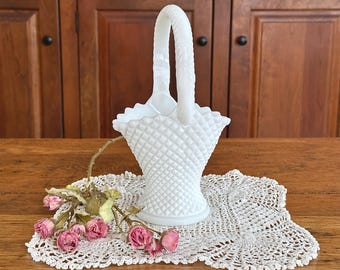 Vintage Westmoreland Glass 9" Handled Basket English Hobnail Milk Glass White Diamond Hobnail Milk Glass Basket Easter Basket Wedding Décor
