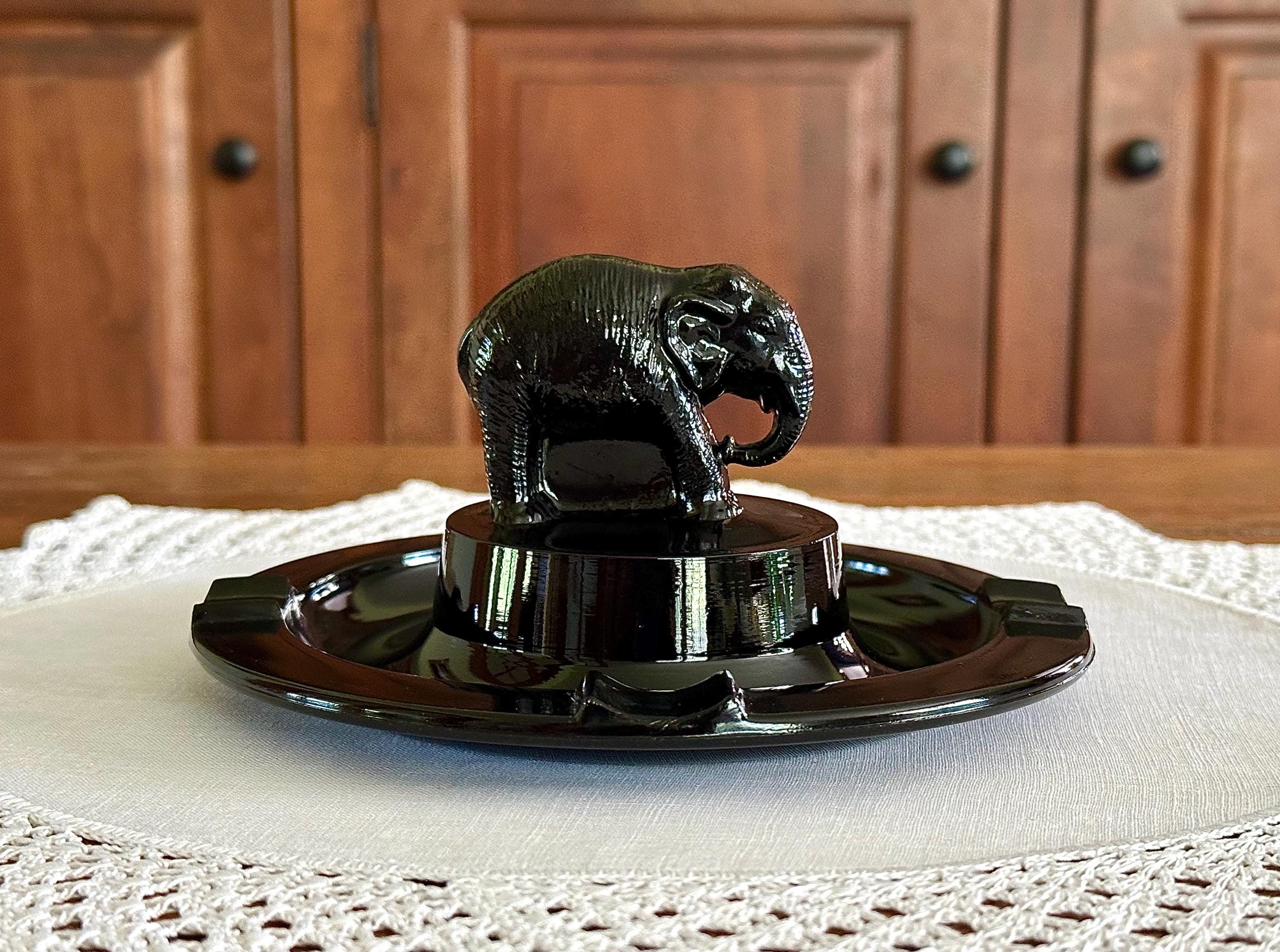 Le Smith Elephant - Etsy