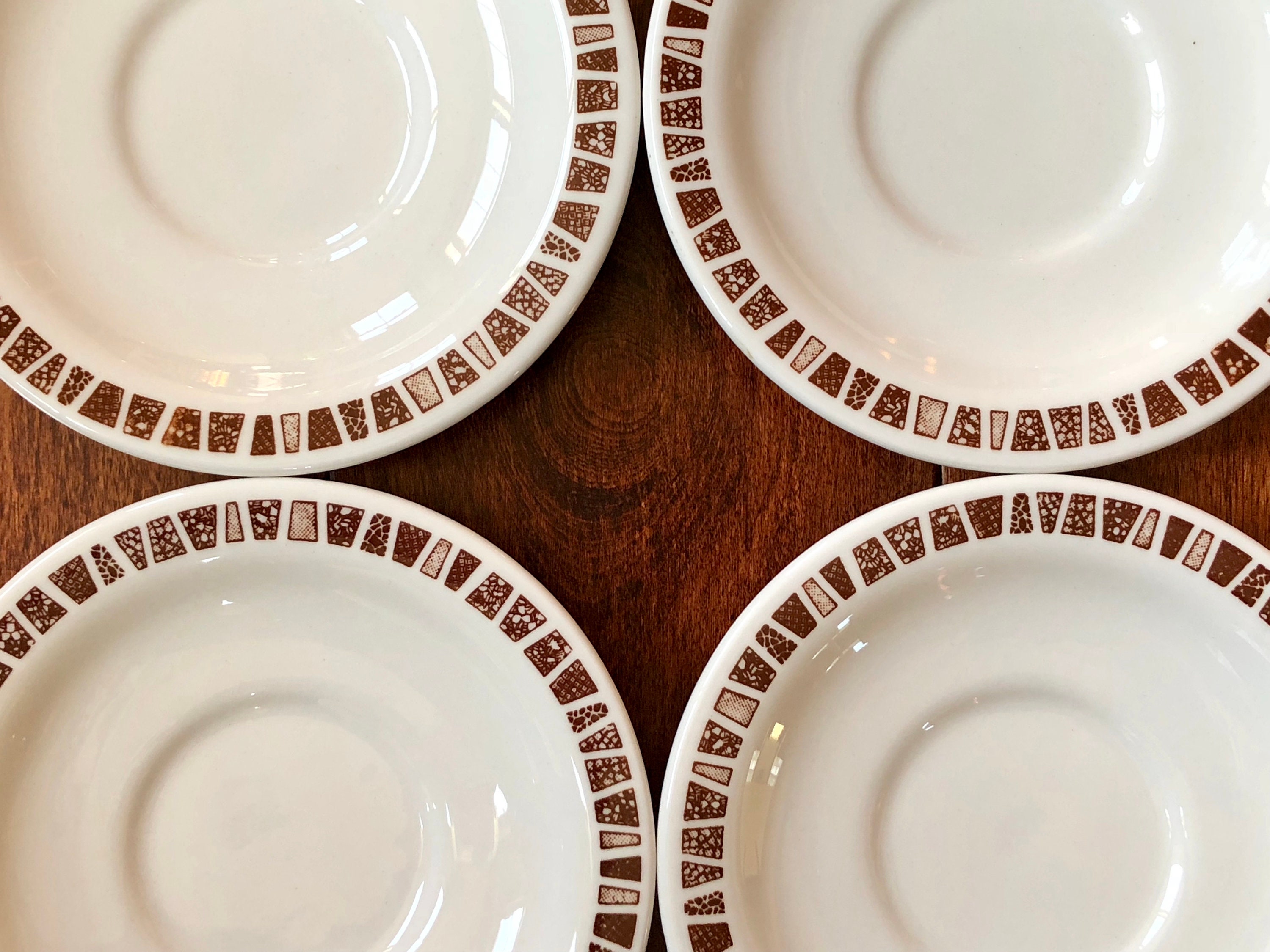 Vintage Set of 4 Buffalo China Restaurant Ware Cup Mug & Saucer Sets White with Brown Geometric Mosaic Trim Retro Buffalo China Diner Ware