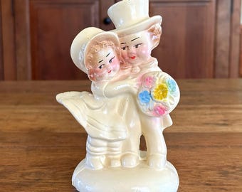 Vintage Chalkware Wedding Couple Figurine Collectible Bride & Groom Chalkware Figurine Vintage Americana Chalkware Vintage Wedding Décor