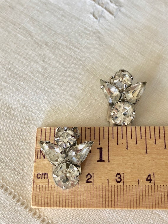 Vintage Clip On Clear Rhinestone Earrings Vintage… - image 4