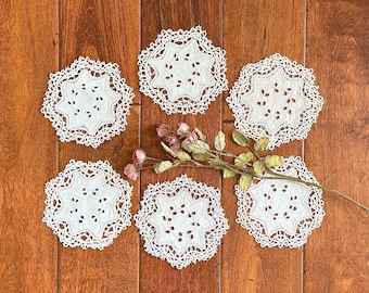 Vintage Set Of 6 Linen Doilies Coasters Antique Cream Color Linen Drink Coasters Cutwork & Crochet Trim Cottagecore Linen Coasters Doilies