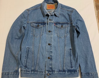【未開封】LEVI'S VINTAGE DENIM JACKETS 本 LEVI'S® VINTAGE DENIM JACKETS TYPE 1/TYPE 2/TYPE 3 Rare Design