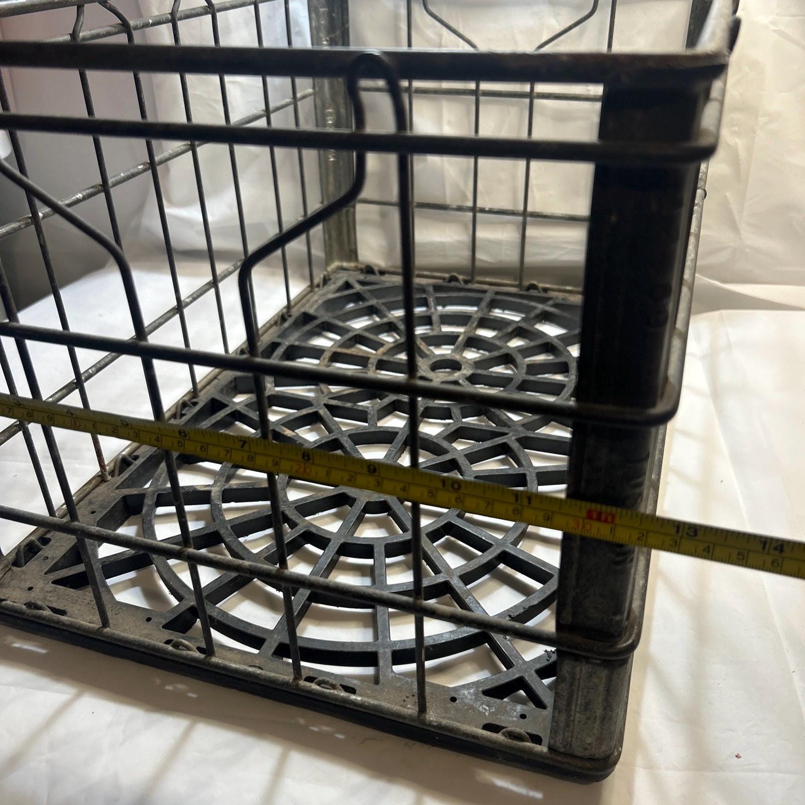 Vintage 1970's Metal Wire Milk Dairy Crate Coble 12 80 Tuscan