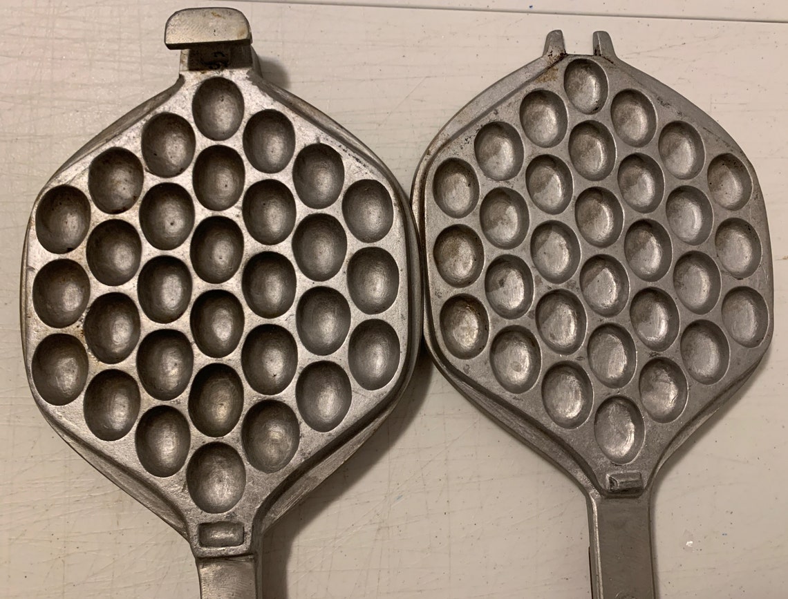 Vintage 30 Egg Shape Vanilla Bread Ball Bakeware Cooking Pan Etsy