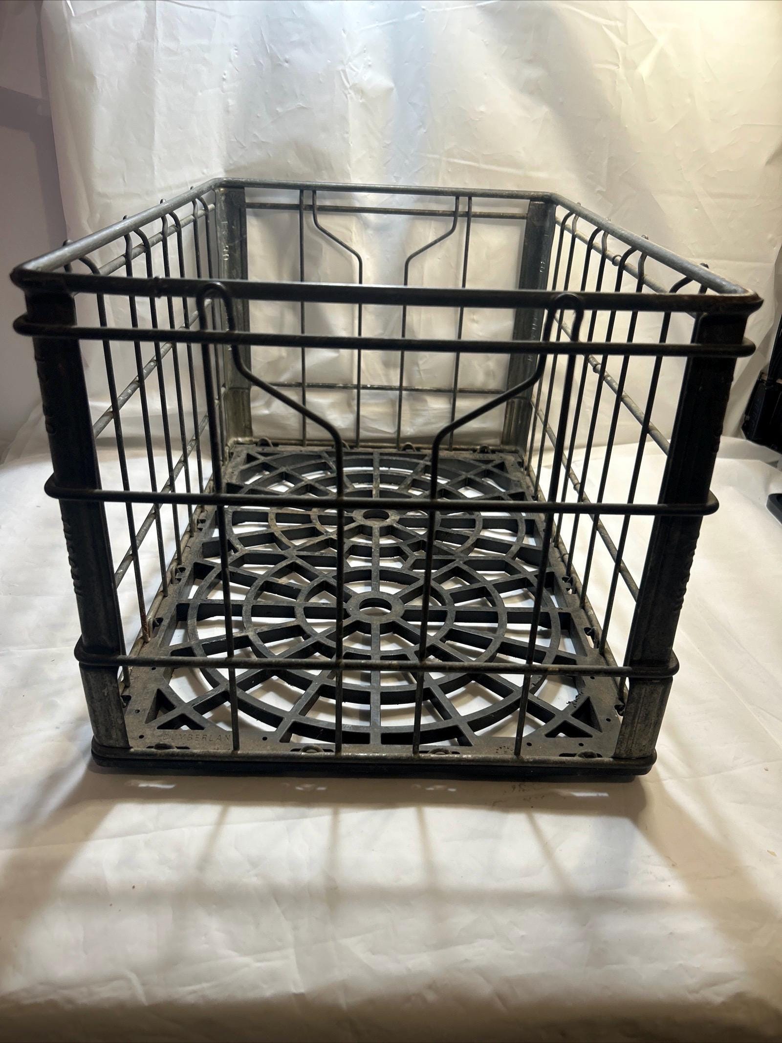 Vintage 1970's Metal Wire Milk Dairy Crate Coble 12 80 Tuscan