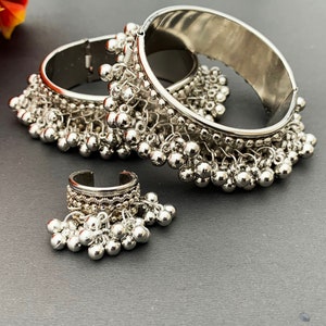Ghungroo wale bangles clearance