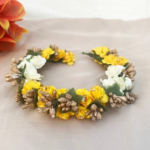 Yellow,White floral Hair Accessory-Bun Accessory-Hair Jewelry-Yellow and White Gajra-CUSTOMISABLE-Indian Wedding Accessory-Hair Accessory